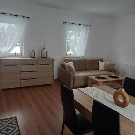 M&i House *